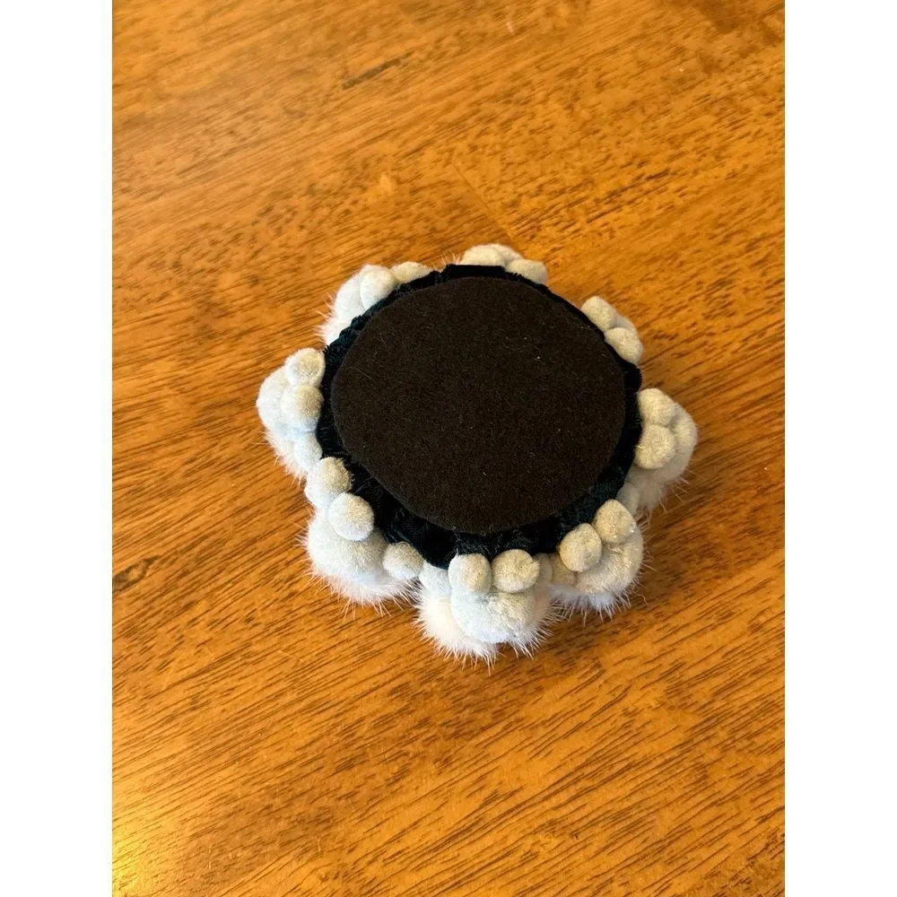Inuit Alaska Native American Blanket‎ Toss Pin Cushion 6 Heads Mink Fur Eskimo